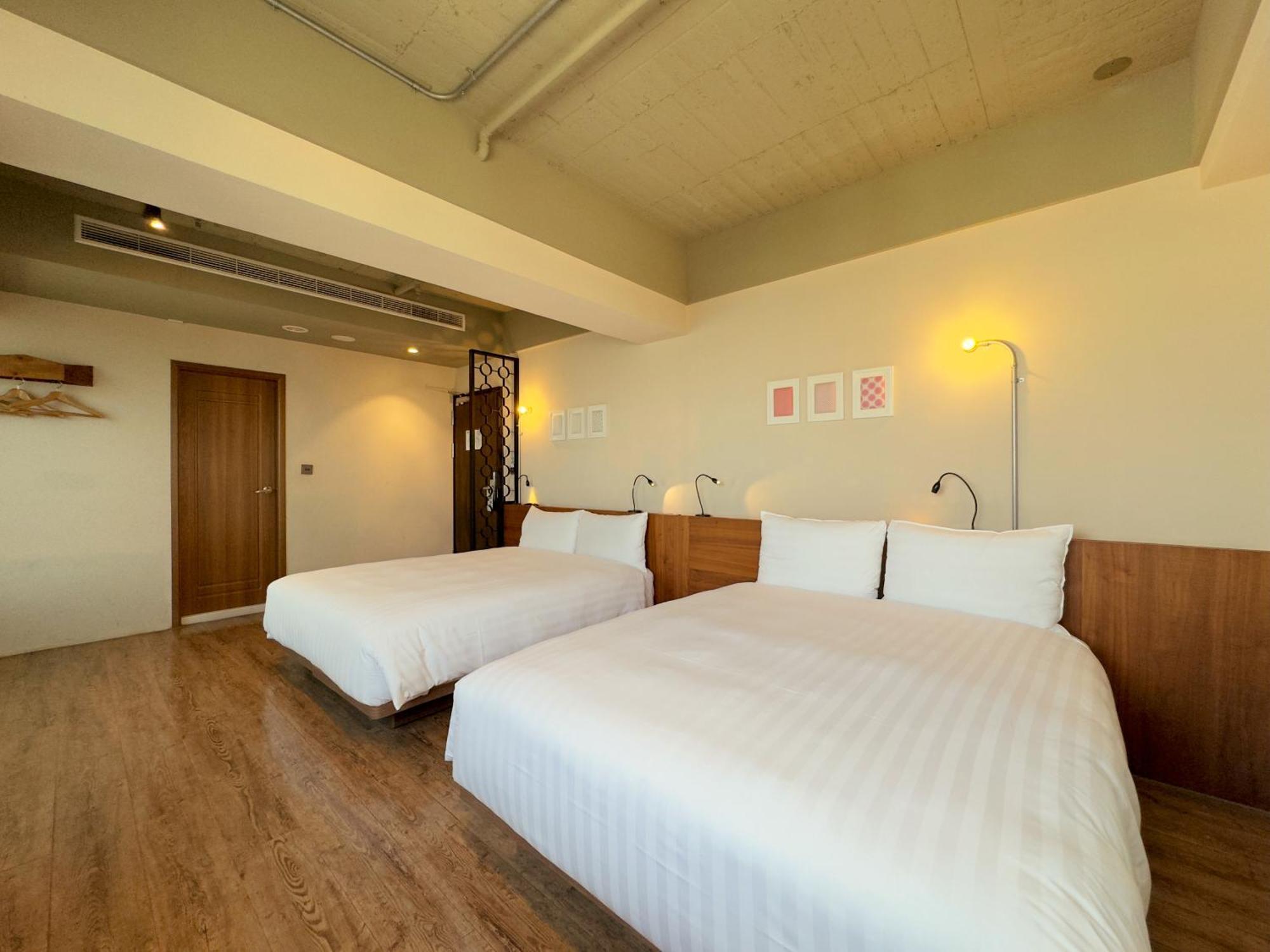 Roaders Hotel Tainan Chengda الغرفة الصورة