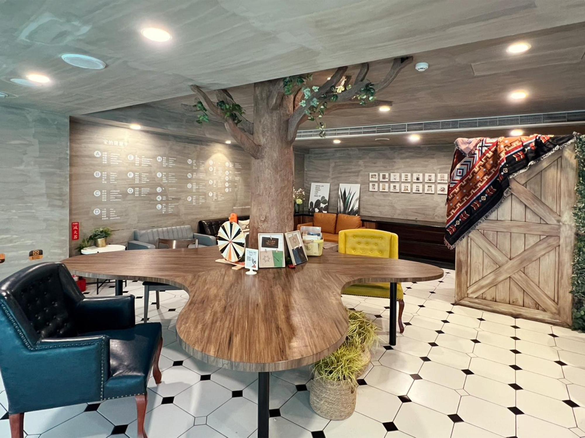 Roaders Hotel Tainan Chengda المظهر الخارجي الصورة
